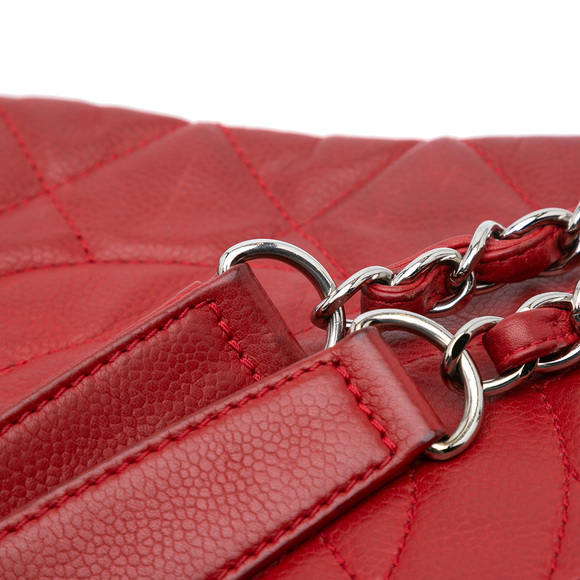 Pre-Loved Chanel Quilted Caviar Expandable Zip Tote - Picture 8 of 11